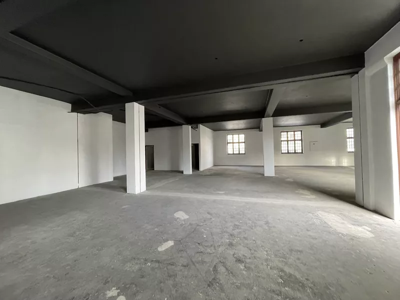 611 m² Office to let in Cape Town City Centre/CBD, Newspaper House (photo 9)