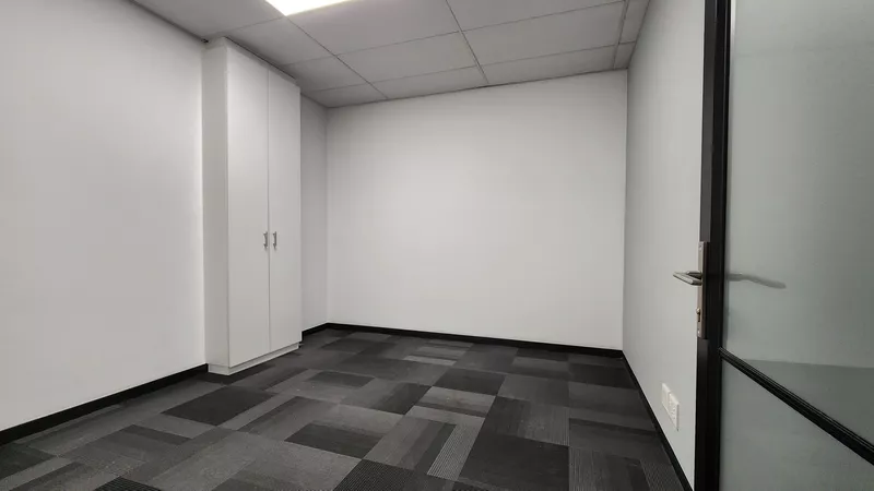 1 095 m² Office to let in Sable Square, Sable Square - Block D (photo 21)