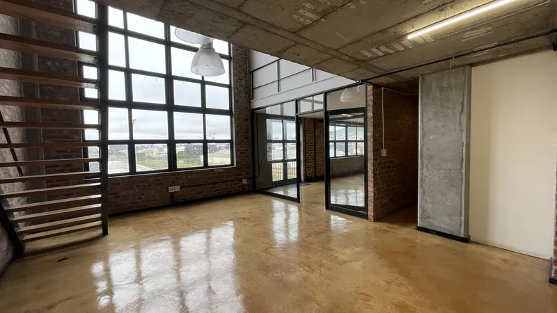 243 m² Office to let in Woodstock, Old Castle Brewery (photo 25)