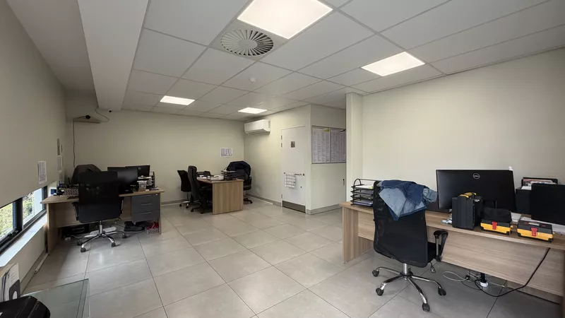 428 m² Industrial to let in Kraaifontein, 1 Tanzanite Crescent - Stonewood JV (photo 15)