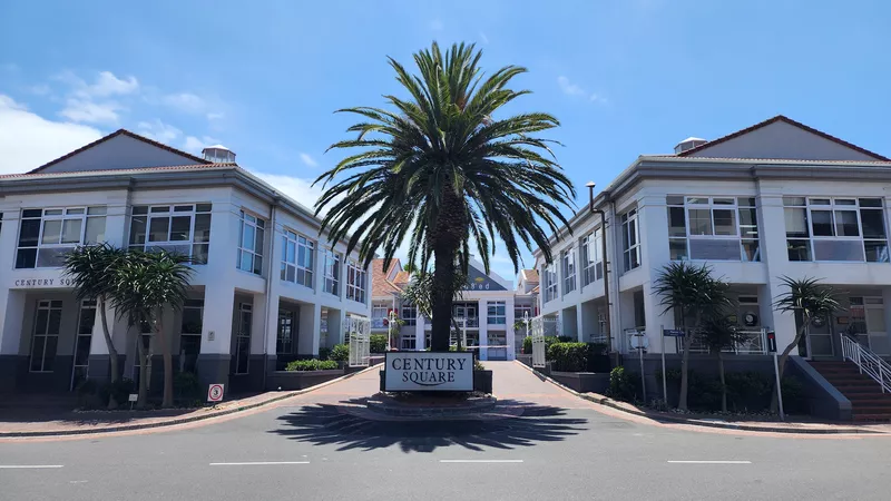 560 m² Office to let in Century Square, Century Square - Block F (photo 4)
