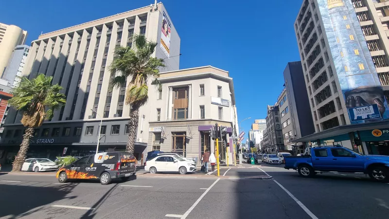 198 m² Office to let in Cape Town City Centre/CBD, 57 on Strand (photo 3)