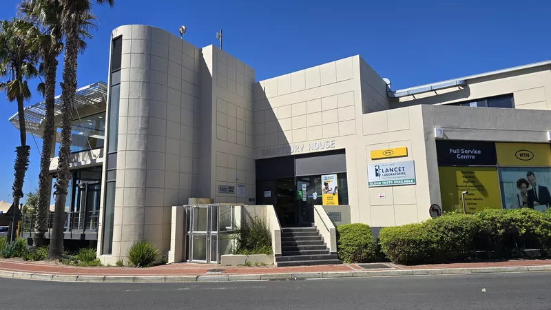 1 059 m² Office to let in Century City, Smartsurv House (photo 2)