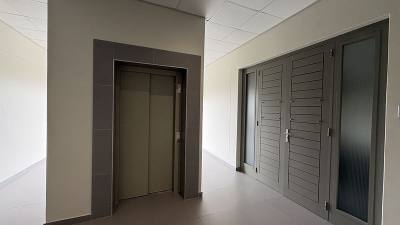 161 m² Office to let in Durbanville, Park Central (photo 34)