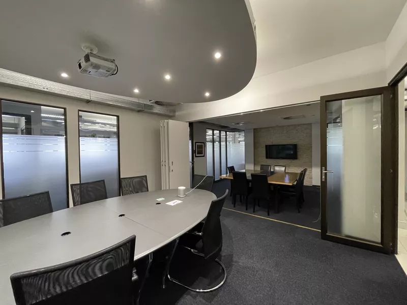614 m² Office to let in Cape Town City Centre/CBD, 50 Riebeek (photo 28)
