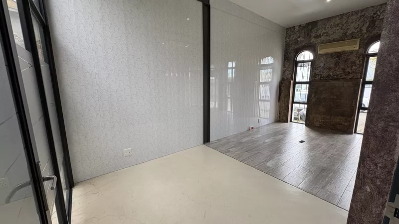 450 m² Office to let in Paarl, Simondium Guild (photo 24)