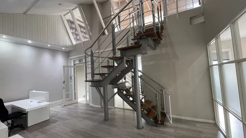 232 m² Office to let in Cape Town City Centre/CBD, 29 Loop Street (photo 5)