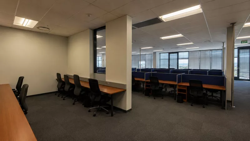 1 587 m² Office to let in Woodstock, The Boulevard (photo 32)