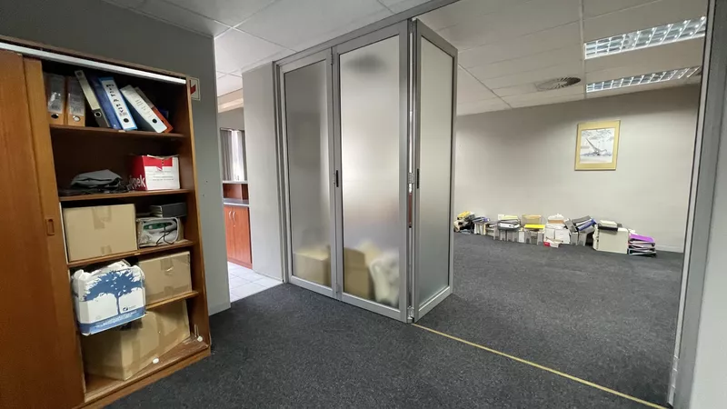 428 m² Office to let in Cape Town City Centre/CBD, 9 Long (photo 10)