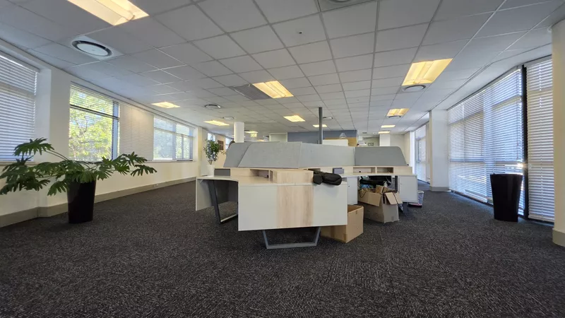 658 m² Office to let in Estuaries Office Estate, 2 Oxbow Crescent, The Estuaries (photo 16)