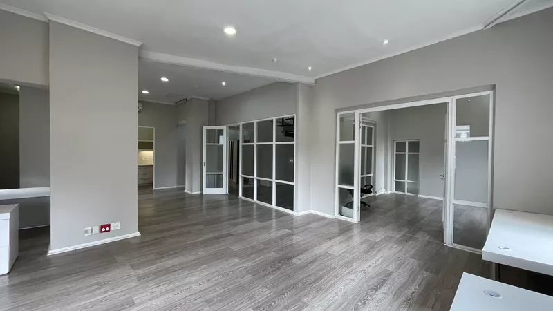 232 m² Office to let in Cape Town City Centre/CBD, 29 Loop Street (photo 8)