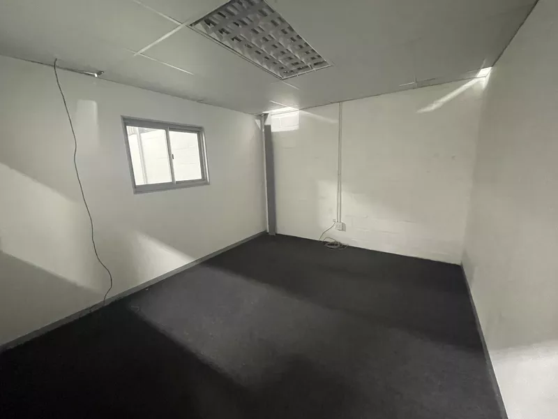300 m² Industrial to let in Philipi, Kiboko Property (photo 8)