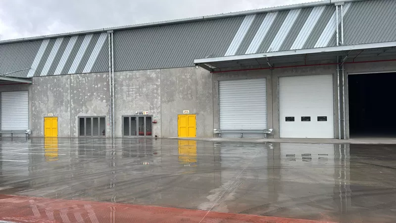 3 503 m² Industrial to let in Wimbledon Estate, ARTERIAL INDUSTRIAL PARK (photo 2)