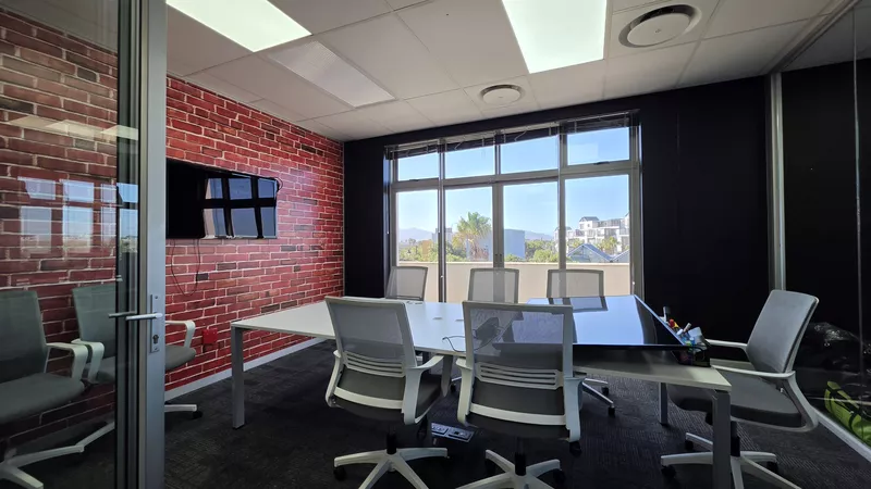 137 m² Office to let in Grosvenor Square, Grosvenor Square - Block A (photo 17)