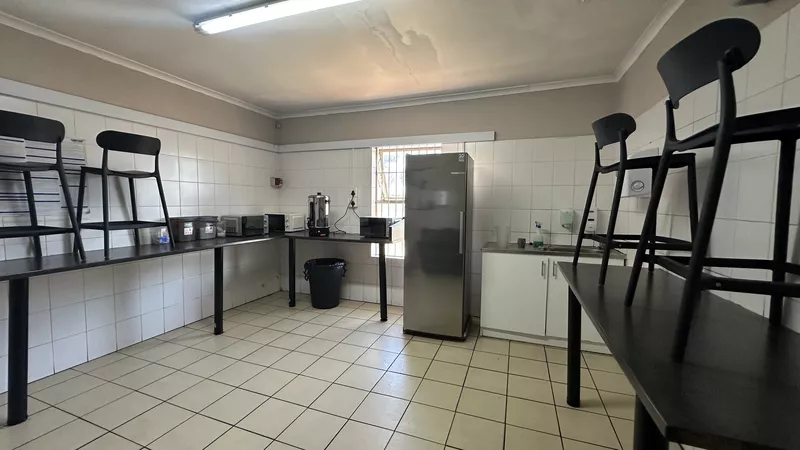 2 967 m² Industrial to let in Killarney Gardens, 1 Killarney Avenue (photo 24)