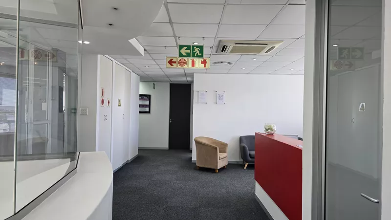 1 400 m² Office to let in Tyger Valley, Bloemhof (photo 48)