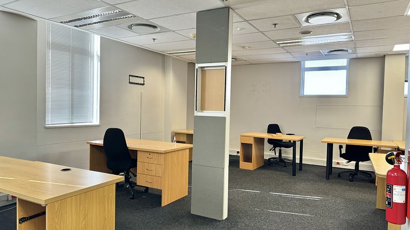 3 073 m² Office to let in Cape Town City Centre/CBD, 11 Adderley Street (photo 13)
