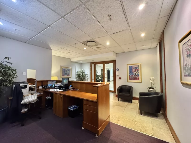796 m² Office for sale in Cape Town City Centre/CBD, 5 St. Georges Mall (photo 13)