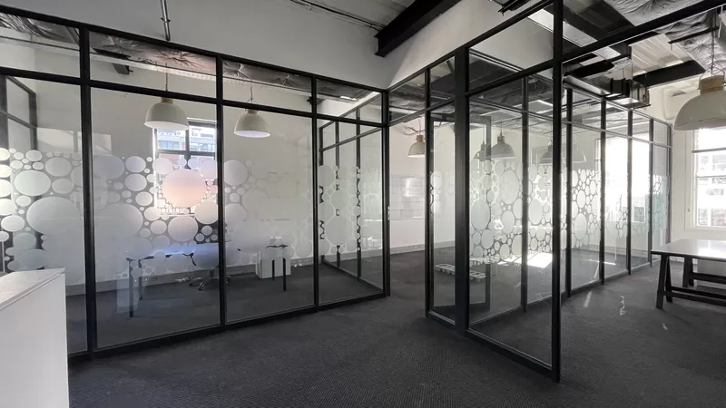 883 m² Office to let in Cape Town City Centre/CBD, 30 Keerom Street (photo 20)