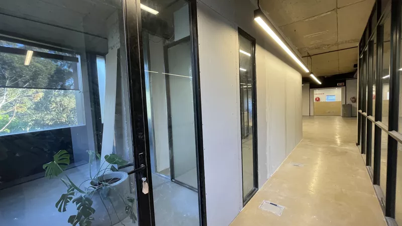 815 m² Office to let in Woodstock, Tramways (photo 35)