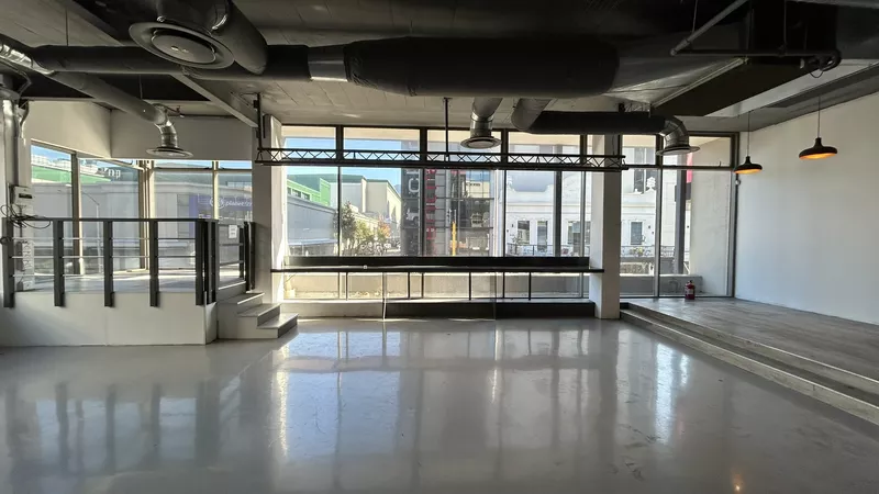 467 m² Office to let in Claremont, 91 On Main (photo 11)