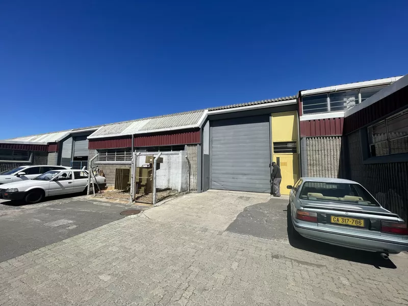 437 m² Industrial to let in Southern Suburbs, Celie Road Industrial Park - Block B (photo 9)