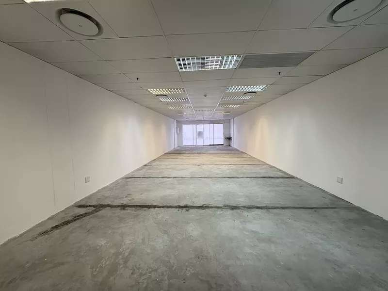100 m² Retail property to let in Durbanville, De Ville Shopping Centre (photo 10)