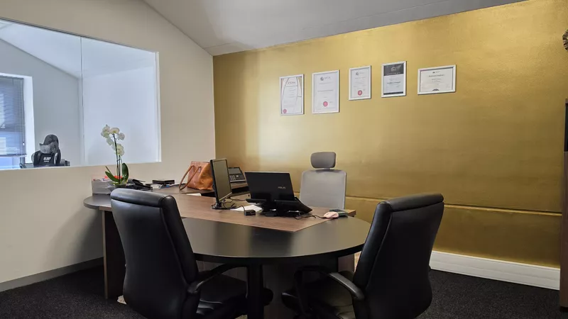 180 m² Office for sale in Century City, Bridgewater One - Studios (Block B) (photo 41)
