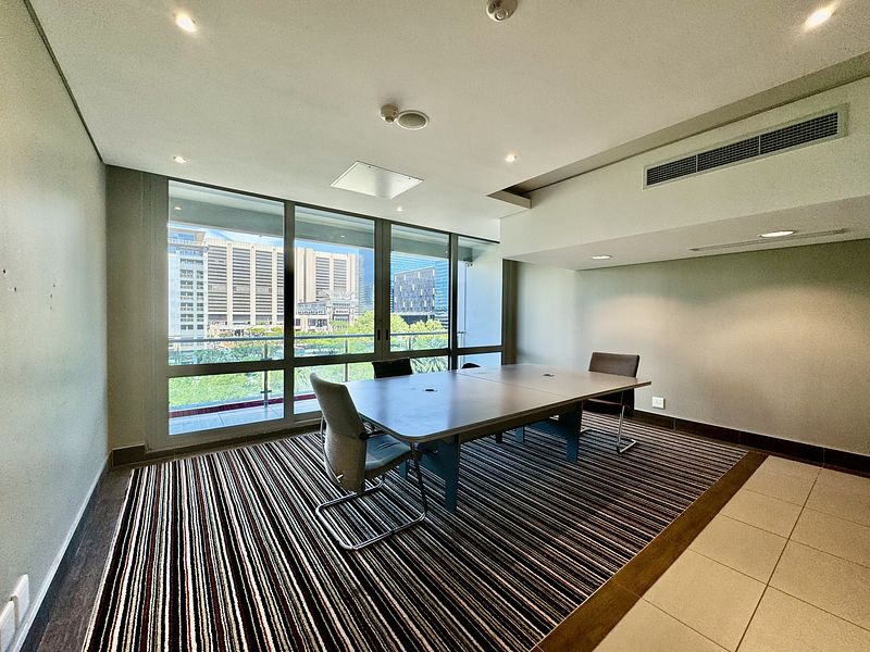 509 m² Office to let in Cape Town City Centre/CBD, 33 Heerengracht Street (photo 15)