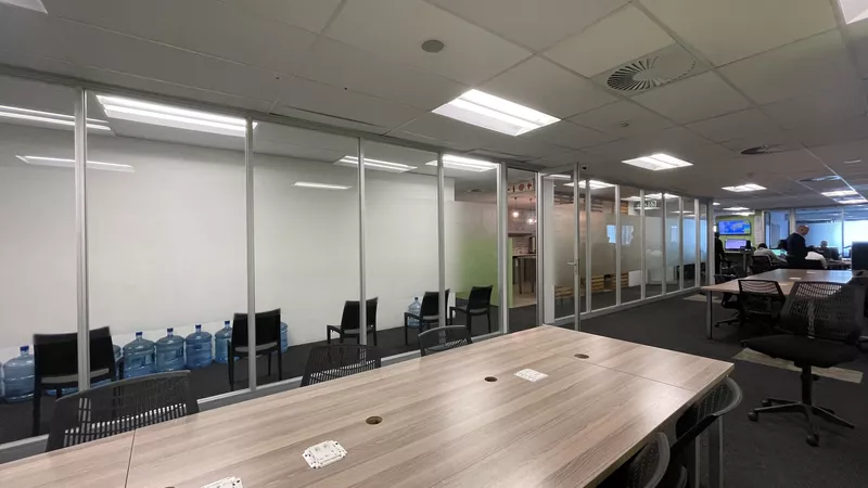 411 m² Office to let in Cape Town City Centre/CBD, The Towers (photo 10)