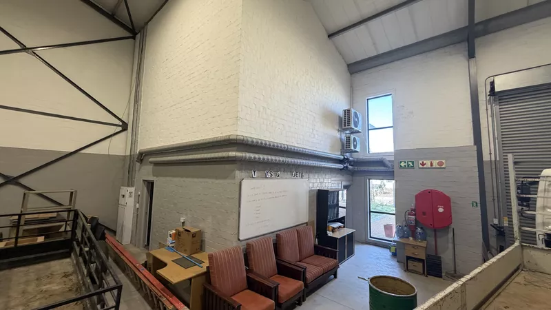 327 m² Industrial to let in Stonewood Estate , 27 Tanzanite Crescent (photo 17)