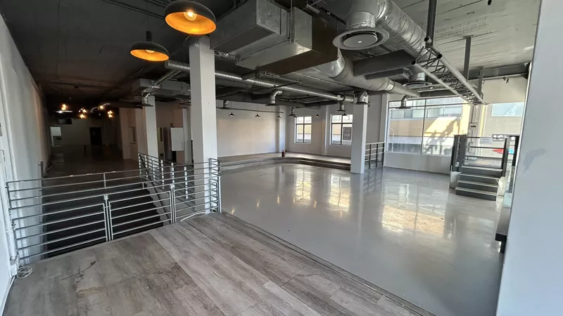 467 m² Office to let in Claremont, 91 On Main (photo 13)