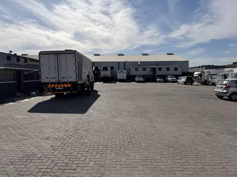 3 711 m² Industrial to let in Wimbledon Estate, Neulux building 2 (photo 11)