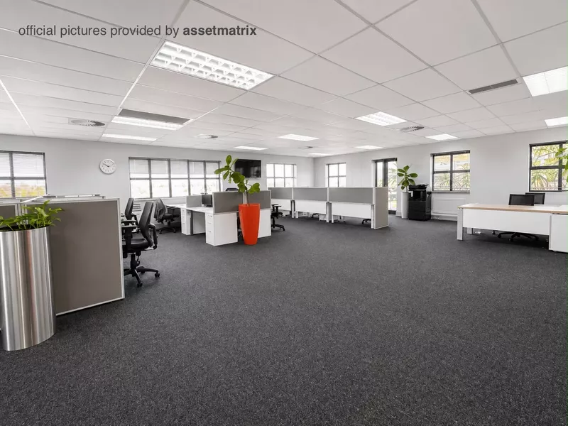 762 m² Office to let in Waterford Place Office Park, Waterford House (photo 15)