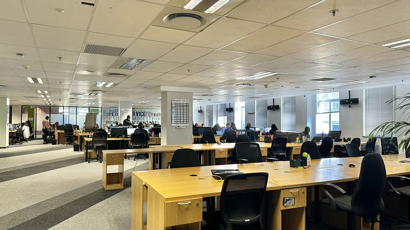 2 775 m² Office to let in Cape Town City Centre/CBD, 11 Adderley Street (photo 8)