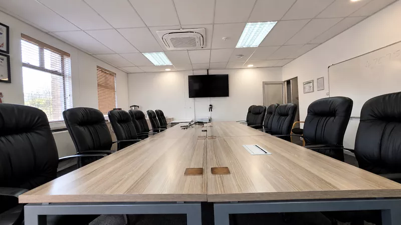 684 m² Office to let in South Gate Office Park, Waterside Place (photo 30)