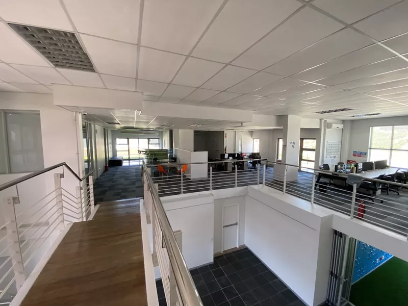 902 m² Office to let in Salt River, Upper East Side (photo 12)