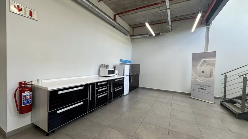 2 823 m² Industrial to let in Estuaries Office Estate, Montague Park (photo 19)
