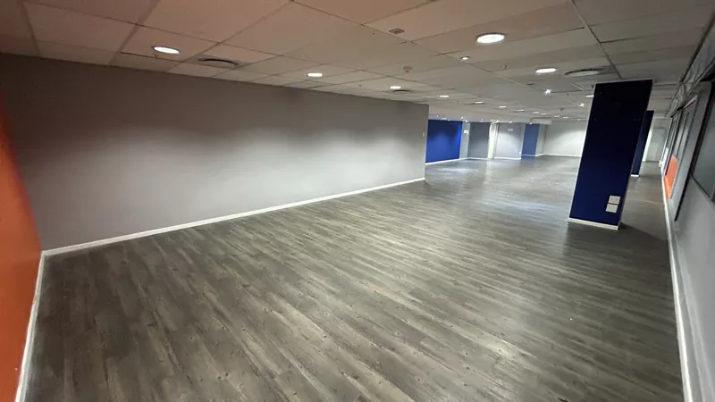 222 m² Office to let in Claremont, Sunclare (photo 8)