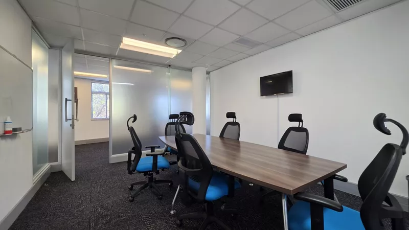 658 m² Office to let in Estuaries Office Estate, 2 Oxbow Crescent, The Estuaries (photo 45)