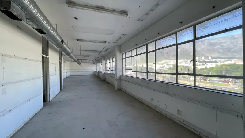 900 m² Office to let in Cape Town City Centre/CBD, Cubana House (photo 6)