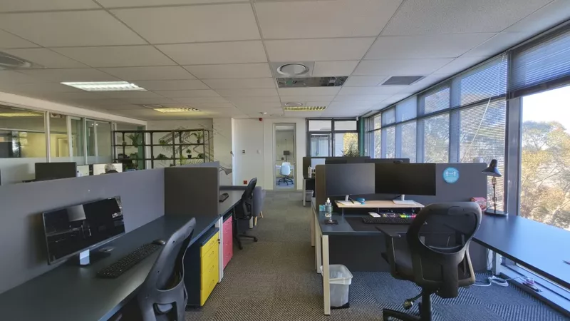 429 m² Office to let in Tygerberg Office Park, Tygerberg Office Park - Plattekloof House (photo 13)