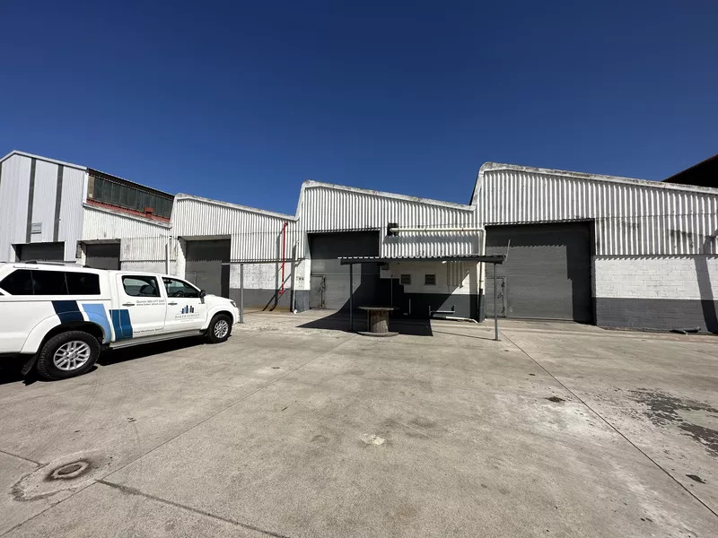 316 m² Industrial to let in Brackenfell, JT Ross Park Brackenfell (photo 1)