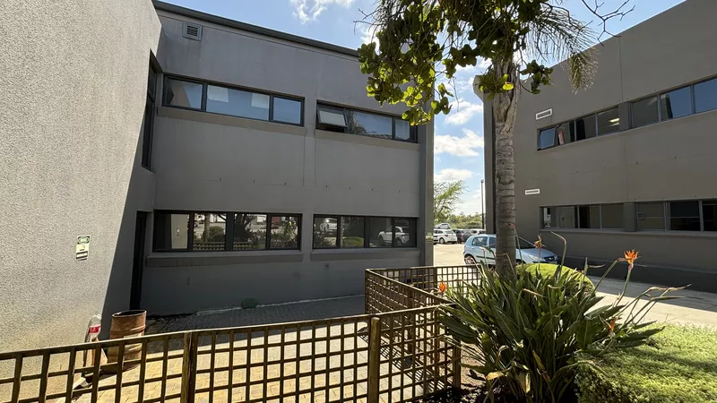 461 m² Office to let in Kraaifontein Industria, 28 Karee Road - Office Compartment Only (photo 17)