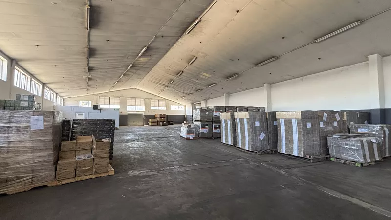 2 251 m² Industrial to let in Paarl, Berg River Business Park (photo 15)