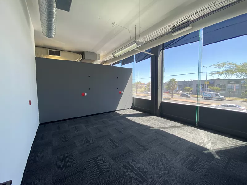 859 m² Office to let in Brooklyn, Northgate Business Park (photo 25)