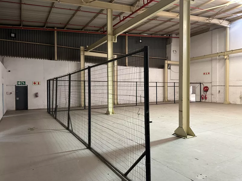 6 242 m² Office to let in Midrand, 48 Reedbuck Crescent (photo 43)