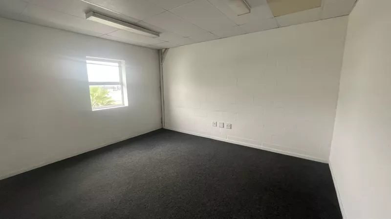 560 m² Industrial to let in Epping 2, Bofors Three Industrial Park (photo 16)