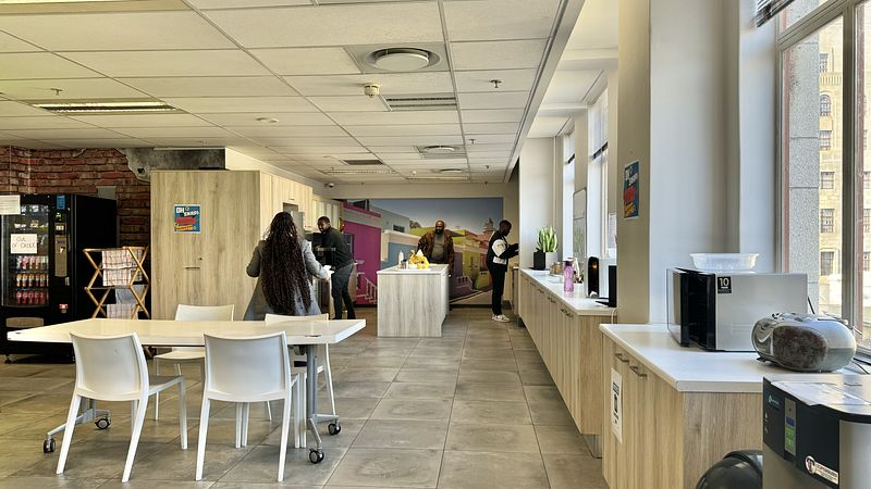 2 775 m² Office to let in Cape Town City Centre/CBD, 11 Adderley Street (photo 17)