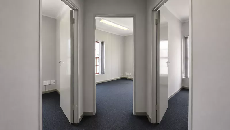 119 m² Office for sale in Bellville, Old Dutch Square (photo 20)